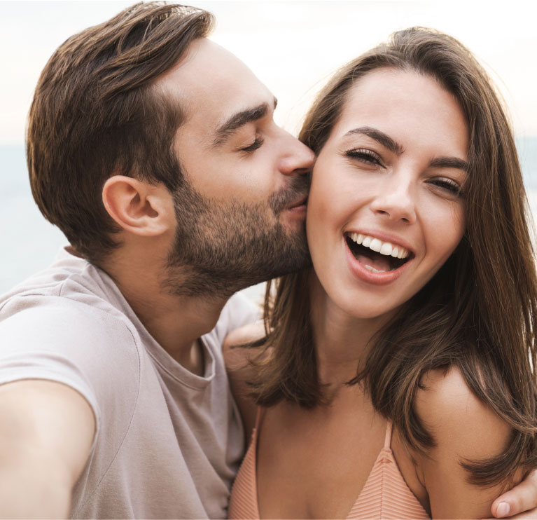 mishawaka guy kissing smiling woman on cheek mishawaka guy kissing smiling woman on cheek